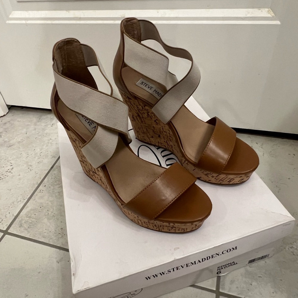 Steve Madden Edna Cork Wedges Size 6